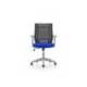 SILLA MARCA ROCADA DE OFICINA BRAZOS REGULABLES ESTRUCTURA GRIS RESPALDO MALLA Y ASIENTO TELA IGNIFUGA AZUL